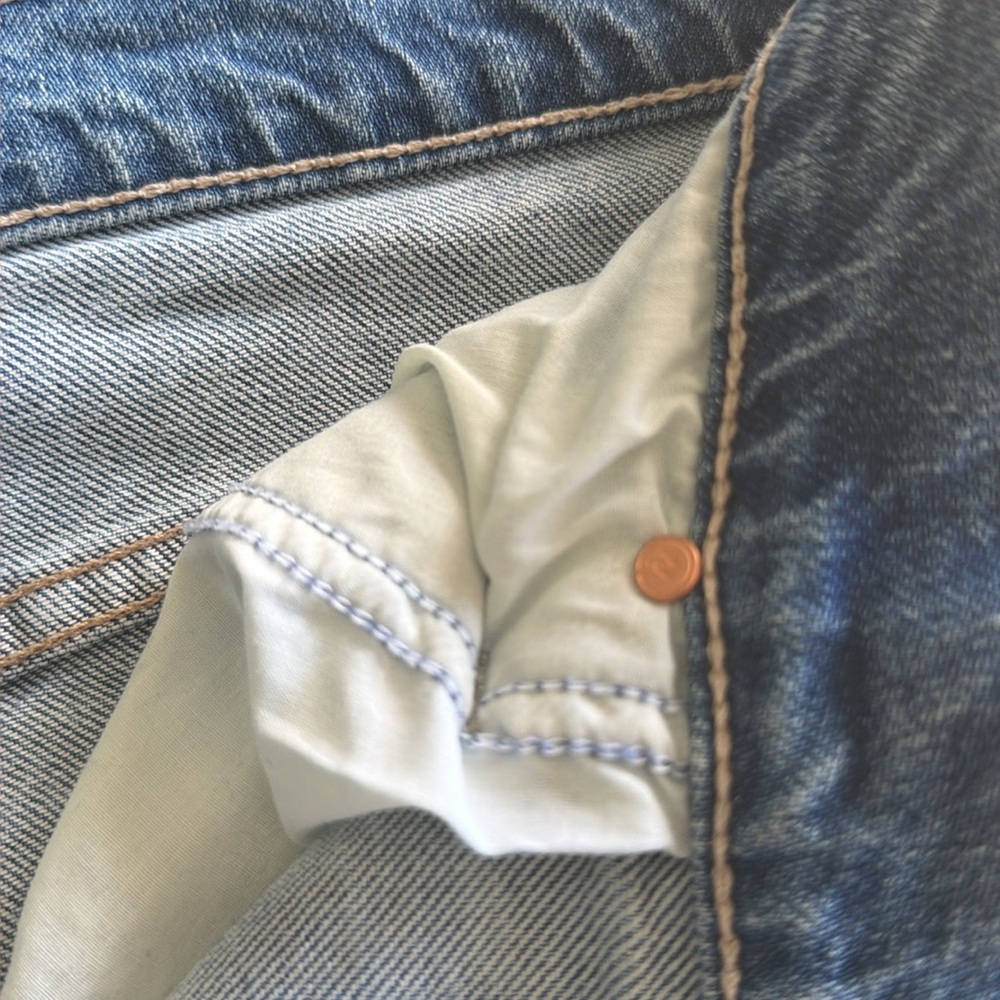 MOTHER The Lil' Dodger Sneak Wide Leg Jeans  NWT 
Strike a Pose Petit size 34 - Picture 14 of 16
